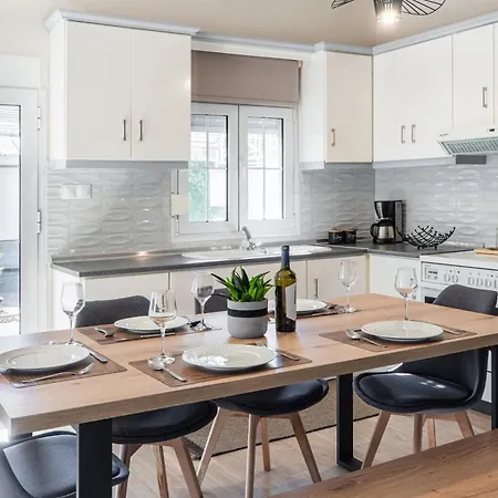 Olympus Olea بيت للعطل لِتوخورو